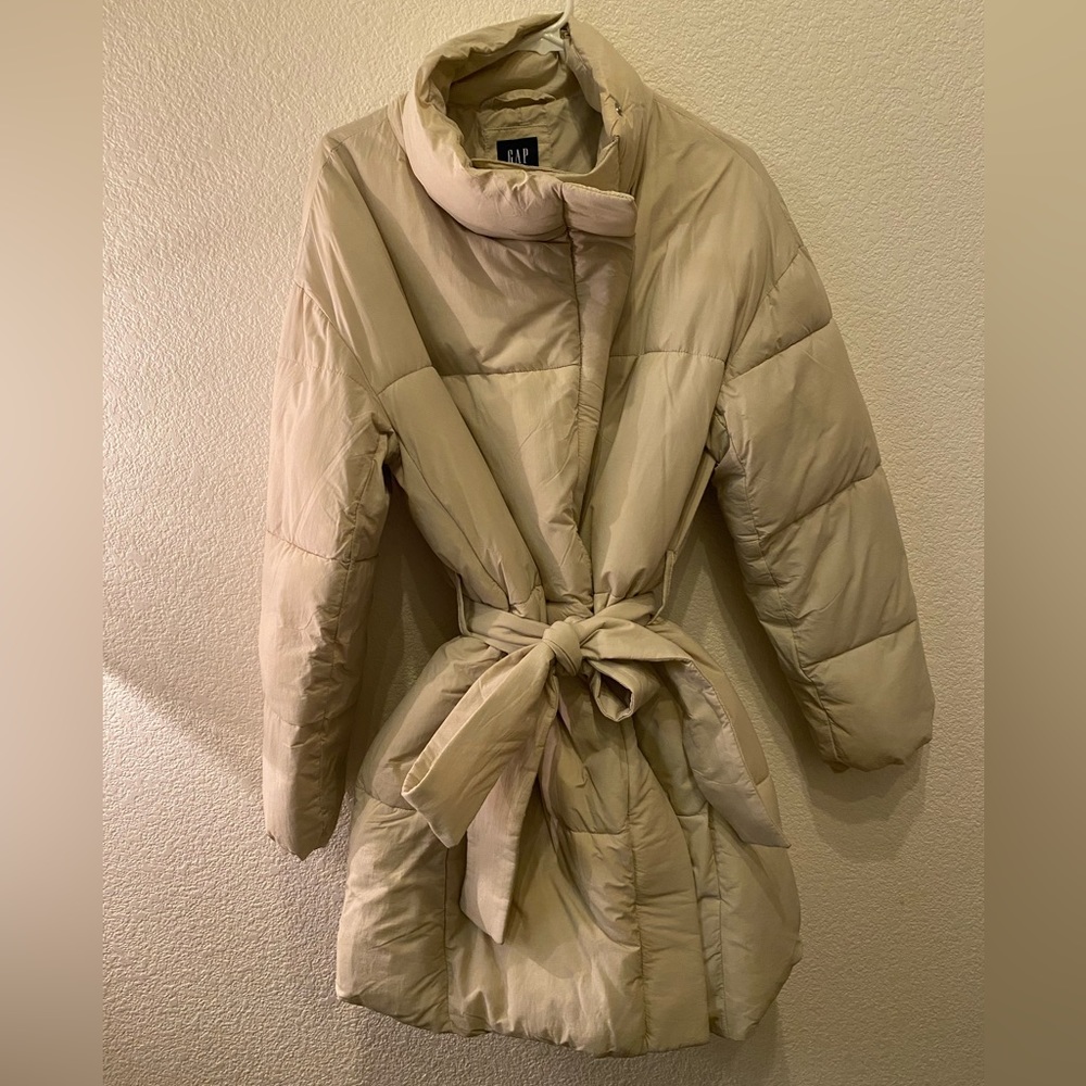 Gap oversized puffer coat (Women’s)